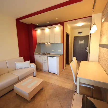 Menada Kavaci * Szozopol