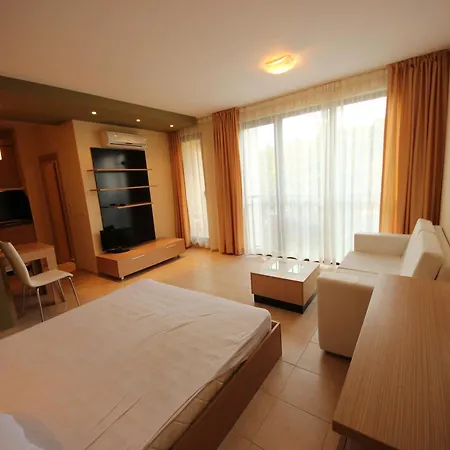 Menada Kavaci Appartement *